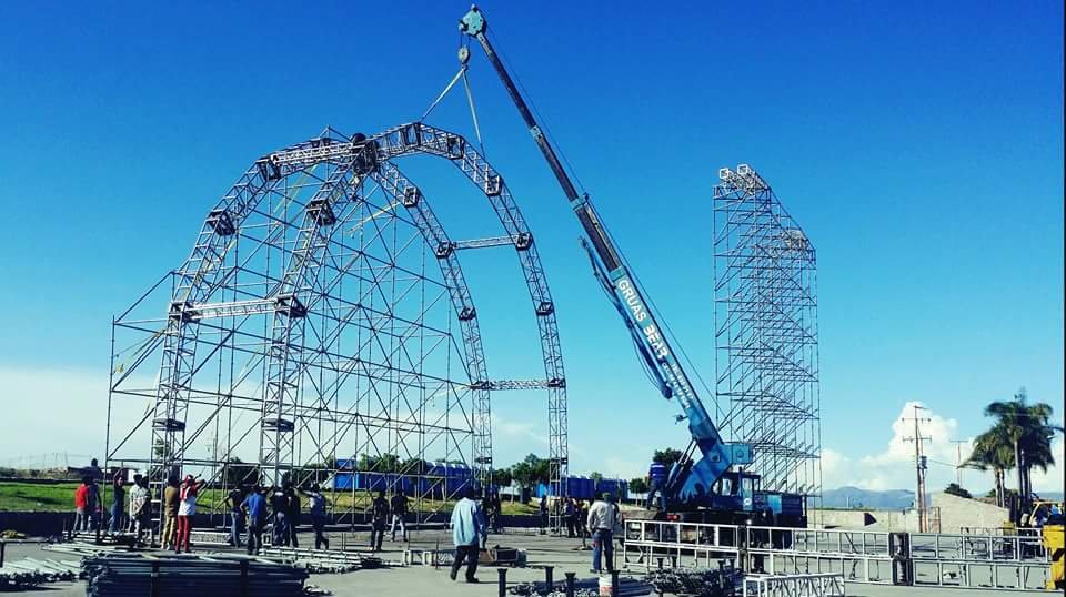 Grúa con canastilla hasta 45 metros